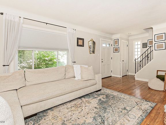 5th image of 1597 Fruitland Ave