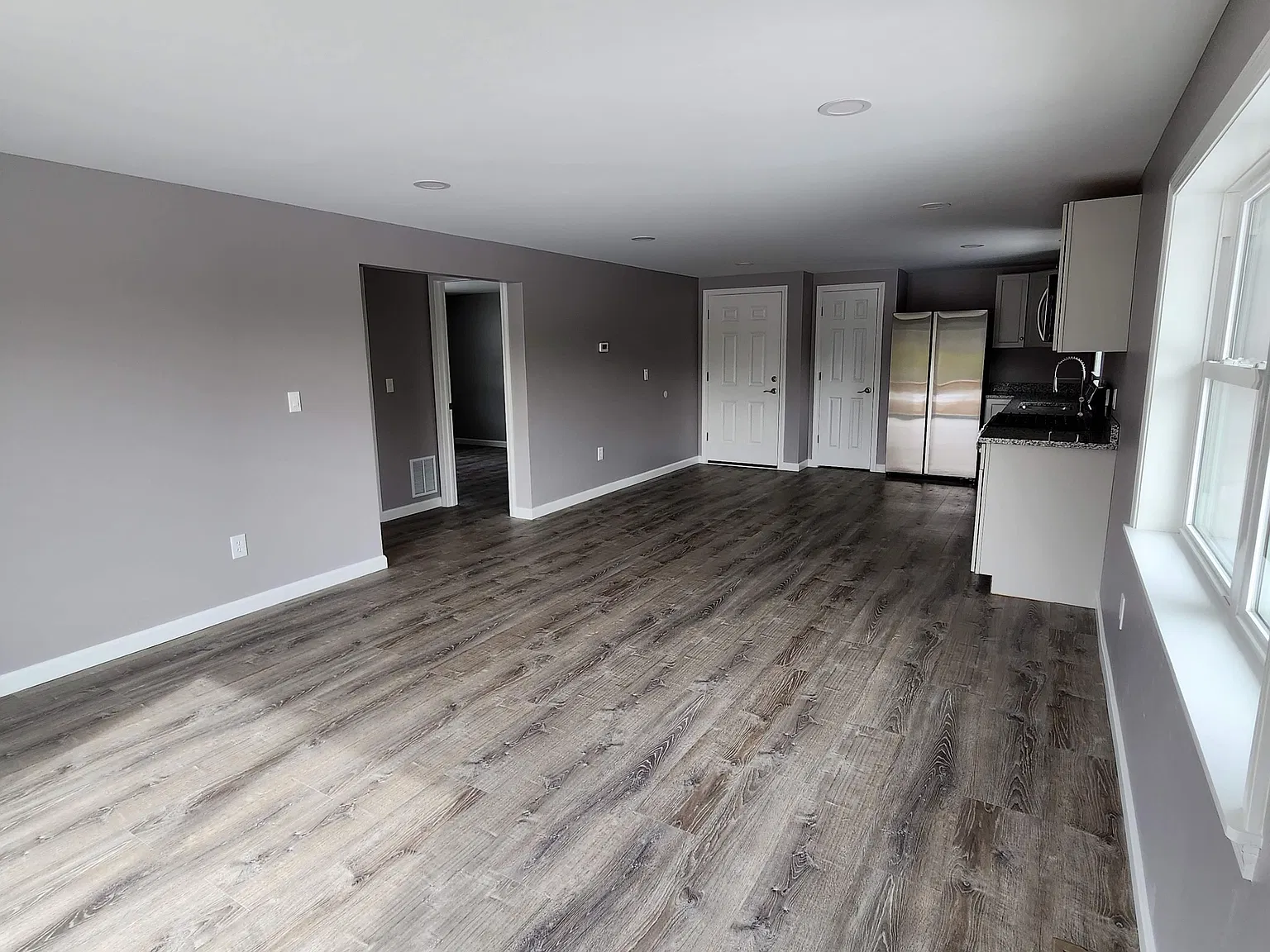 2 bed, 1100 sqft, $1,850 — Photo 3