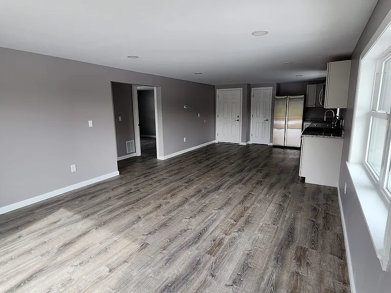 45 Northway St — Photo 9