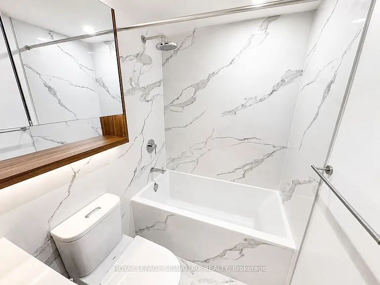 18 Esther Shiner Blvd #2302 — Photo 8