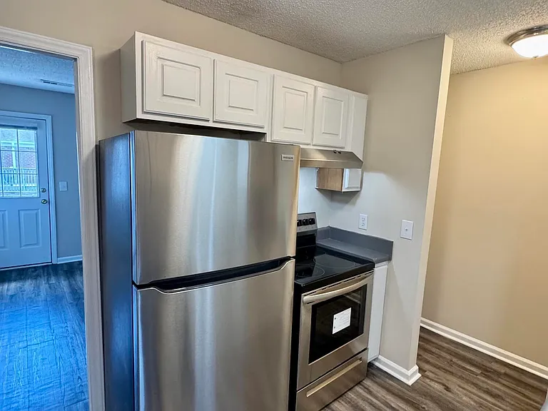 1293 Park West Dr #9 — Photo 8