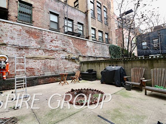 4th image of 63 W 73rd St APT B
