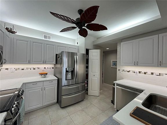 4th image of 7648 Oleander Gate DR #H-101
