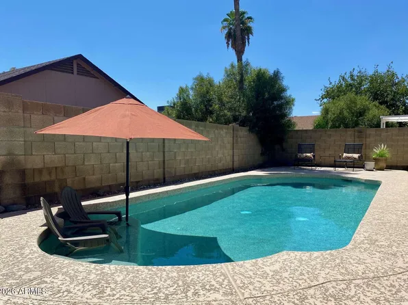 1833 E BLUEFIELD Avenue, Phoenix, AZ 85022