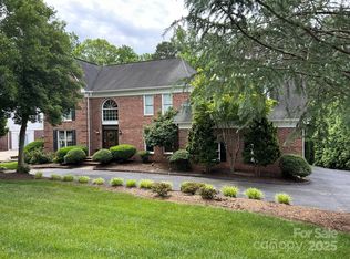 441 43rd Ave NW, Hickory, NC 28601