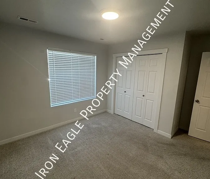 4363 W Sunny Cv — Photo 6