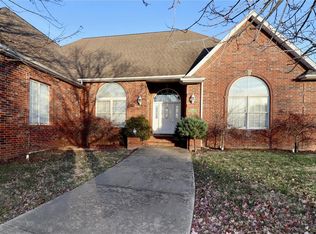 1500 Arbour Dr, Lebanon, MO 65536