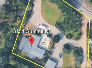3131 Summit Dr, Escondido, CA 92025