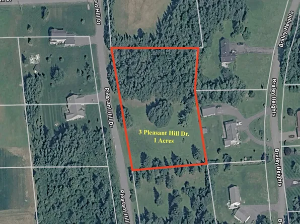 3 Pleasant Hill Drive, Mapleton, ME 04757