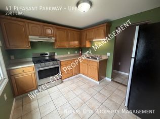 41 Pleasant Pkwy, Buffalo, NY 14206