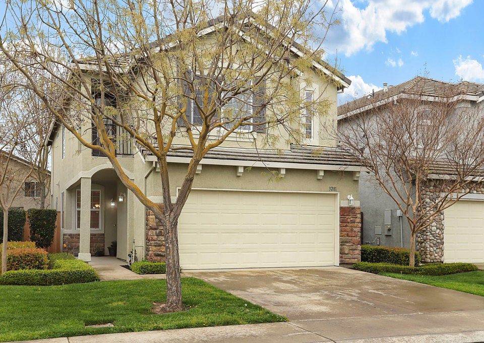 1st image of 3281 English Oak Cir