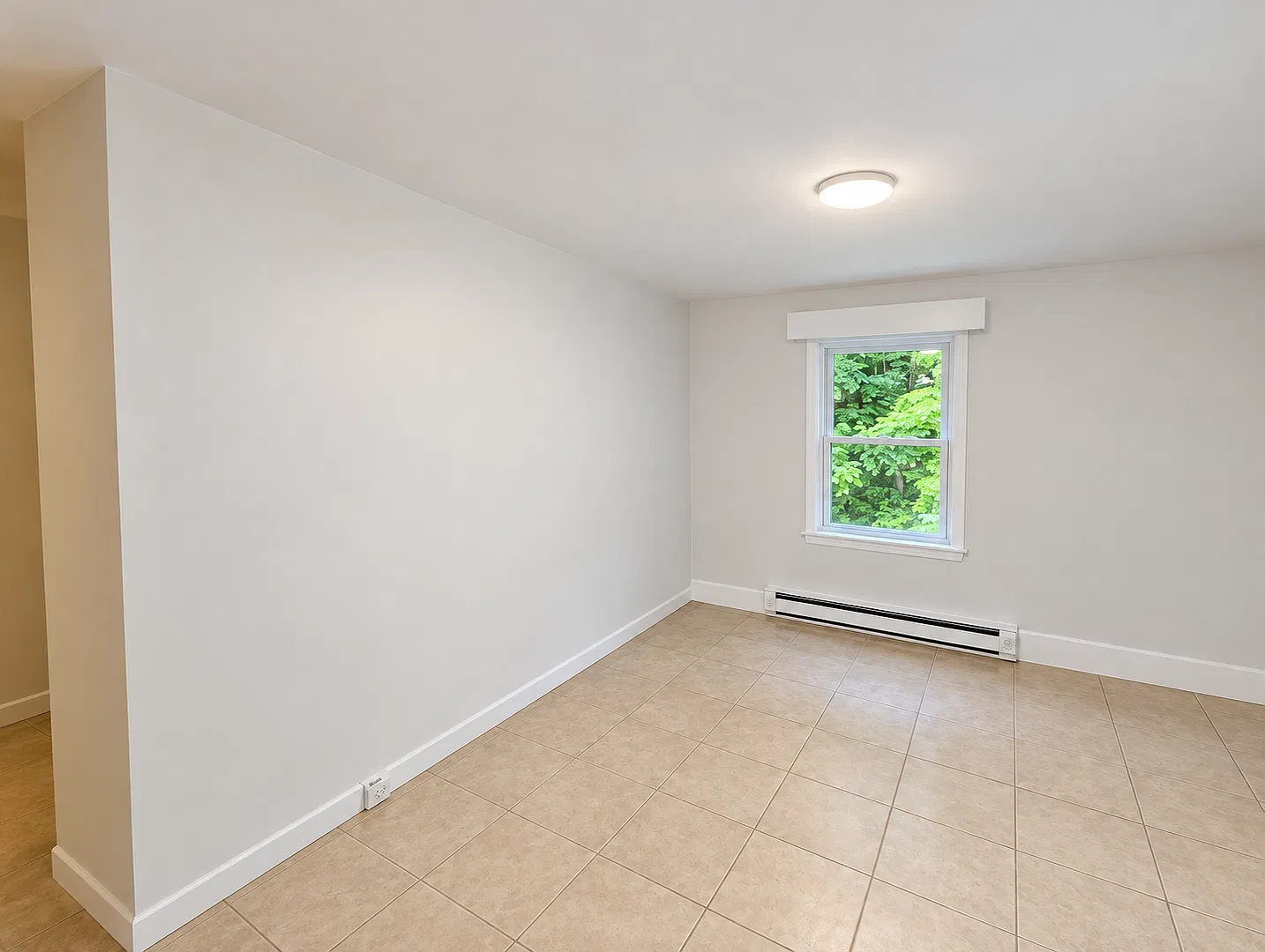 197 Oak Street — Photo 2