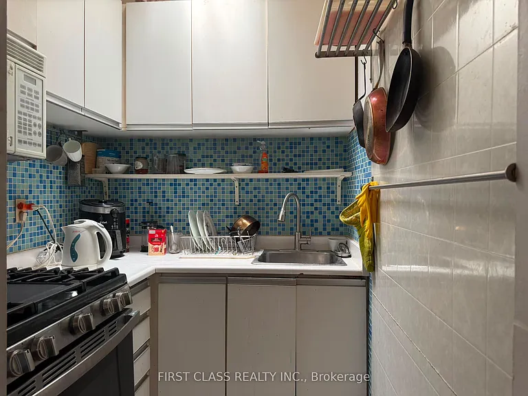 366 Lippincott St #2B — Photo 7