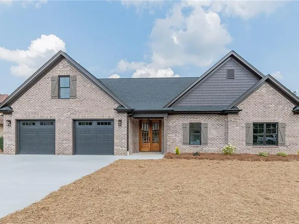 913 Mallard Landing Blvd, Clemmons, NC 27012