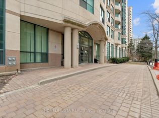 7 Lorraine Dr #815, Toronto, ON M2N 7H2