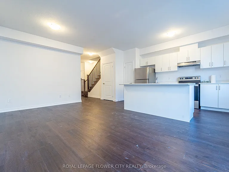 413 E 16th St — Photo 7