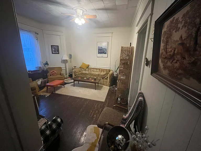 450 Dallas St #A — Photo 14