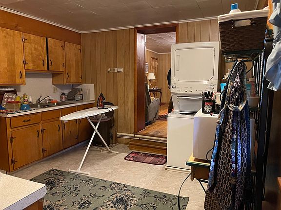 4th image of 3 S Carlisle St APT 1