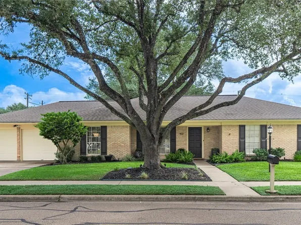 401 Hampshire St, Victoria, TX 77904