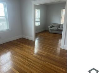 26 Grafton St, Quincy, MA 02169