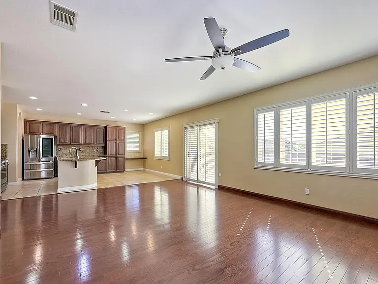 44401 Penbrook Ln — Photo 4