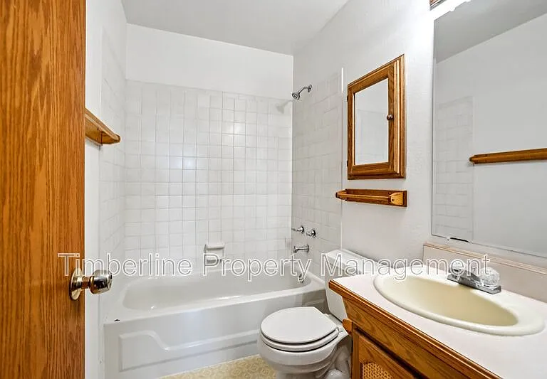 17960 Bakers Farm Rd — Photo 42