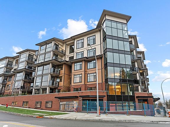 2nd image of 20376 86th Ave #602