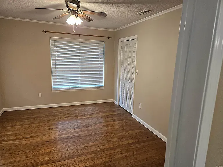 1012 Blaylock St — Photo 7