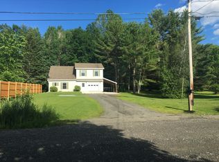 8 Land St, Skowhegan, ME 04976