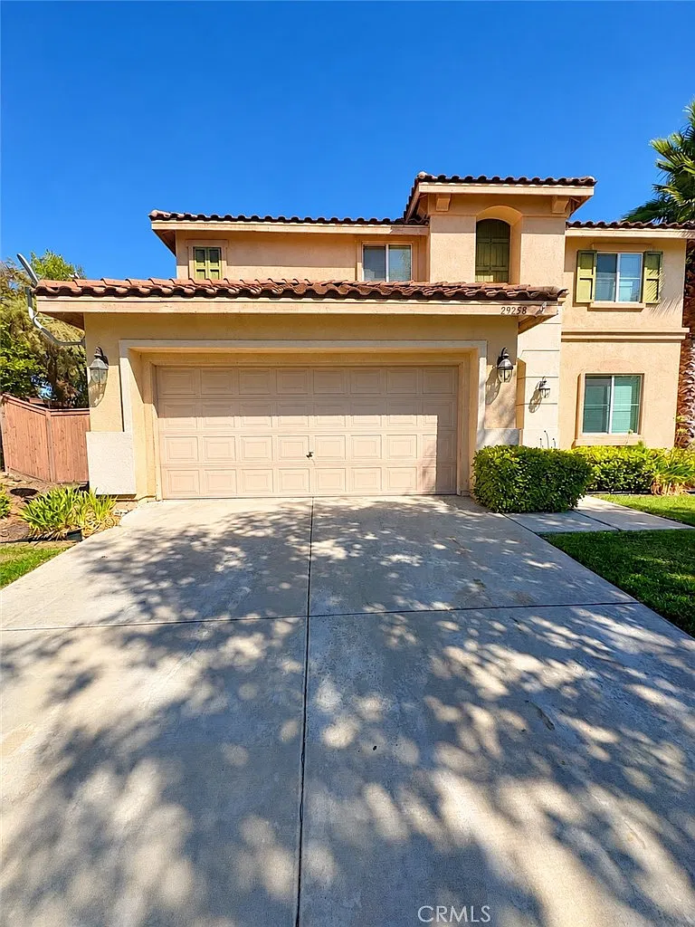 4 bed, 2.5 bath, 2459 sqft, $3,075 — Photo 1