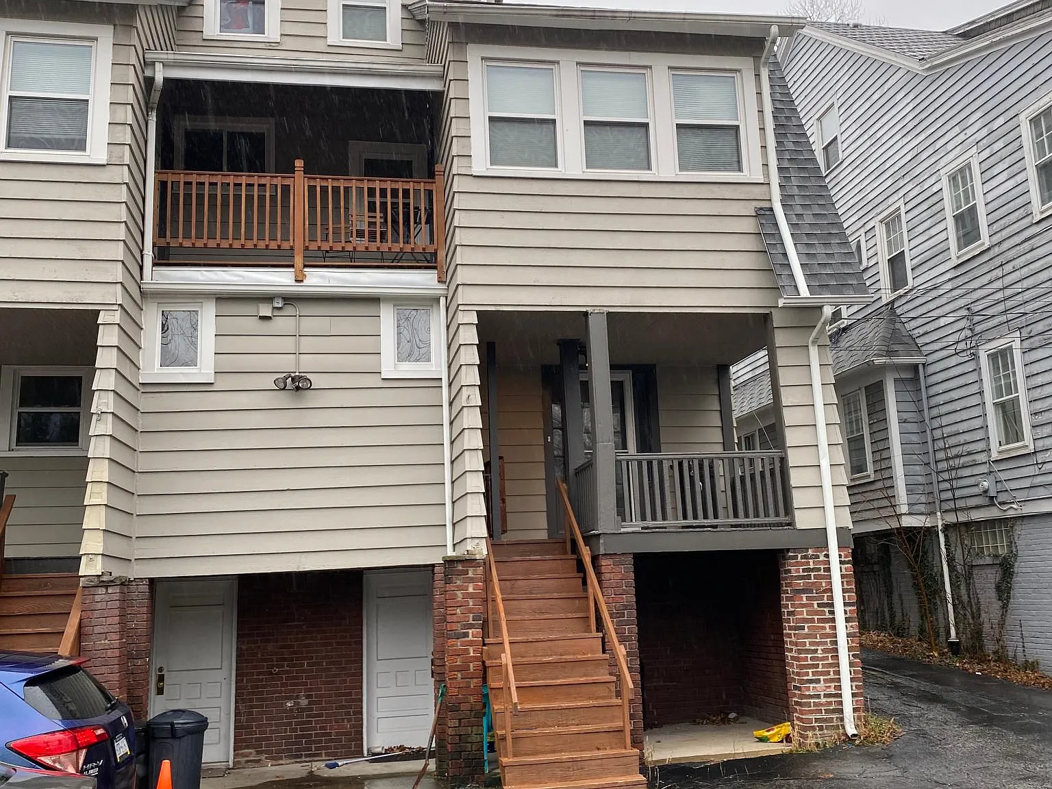 2342 S Overlook Rd — Photo 3