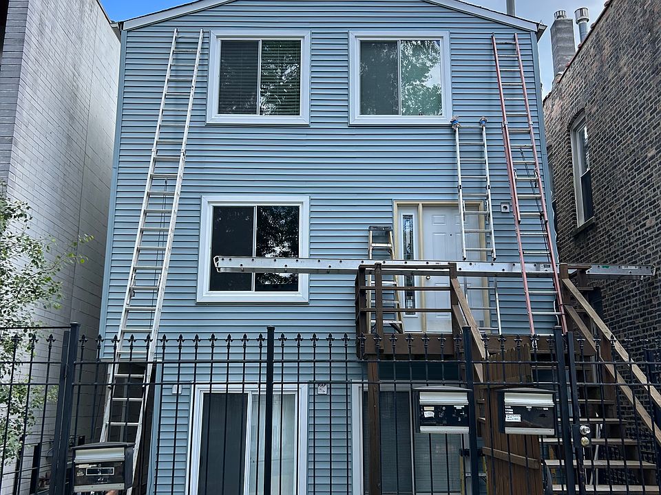 1st image of 1827 N Marshfield Ave #1