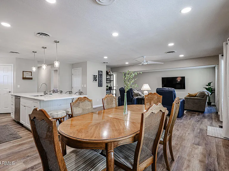 9107 E Fairway Blvd — Photo 11
