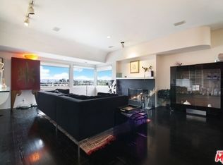 2312 Ronda Vista Dr, Los Angeles, CA 90027