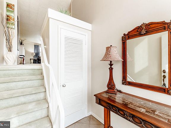 5th image of 3602 Essex Ln