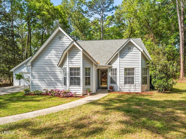 30 Egret Dr, Beaufort, SC 29907