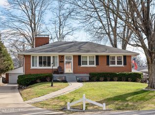 7703 Sierra Trl, Louisville, KY 40214