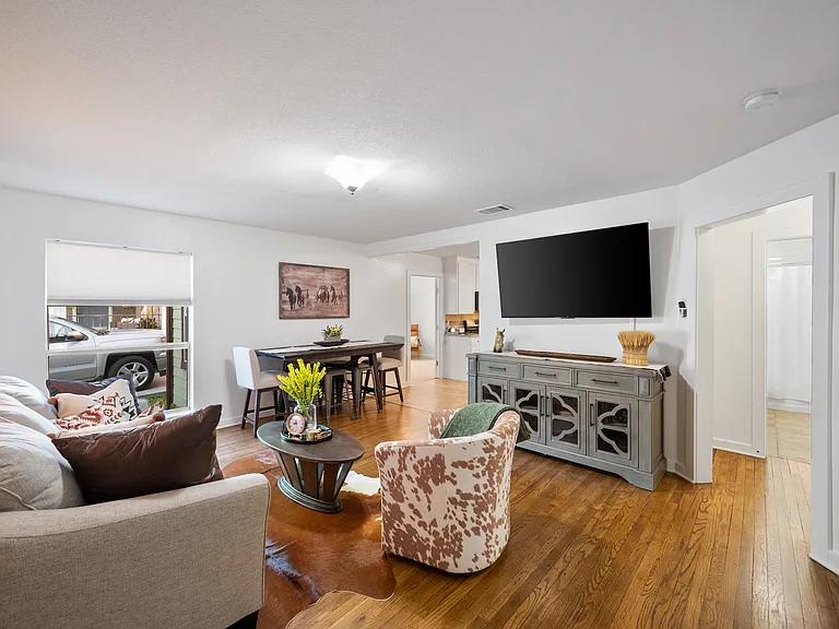 3728 Collinwood Ave — Photo 4