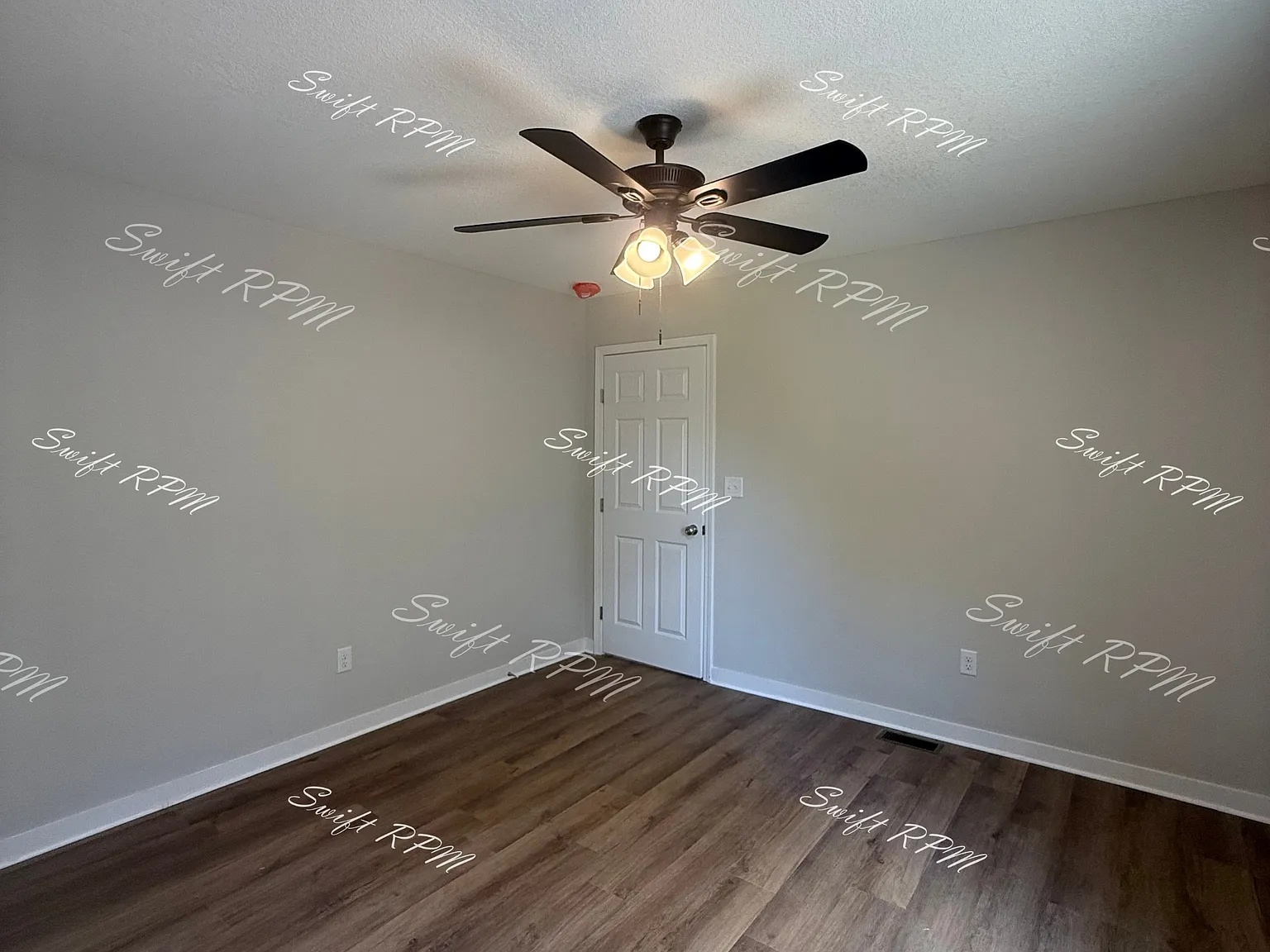 1034 Oakland Avenue - 1 — Photo 3