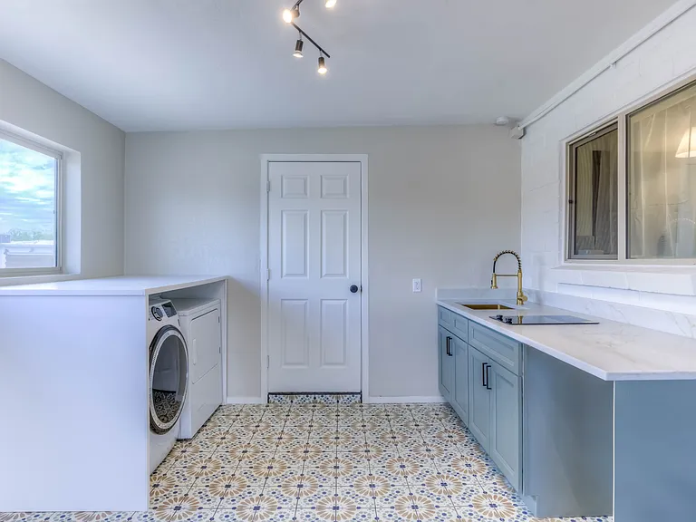 7001 S Christopher Pl #2 — Photo 4