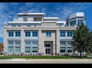 304 W Kirkwood Ave APT 207, Bloomington, IN 47404