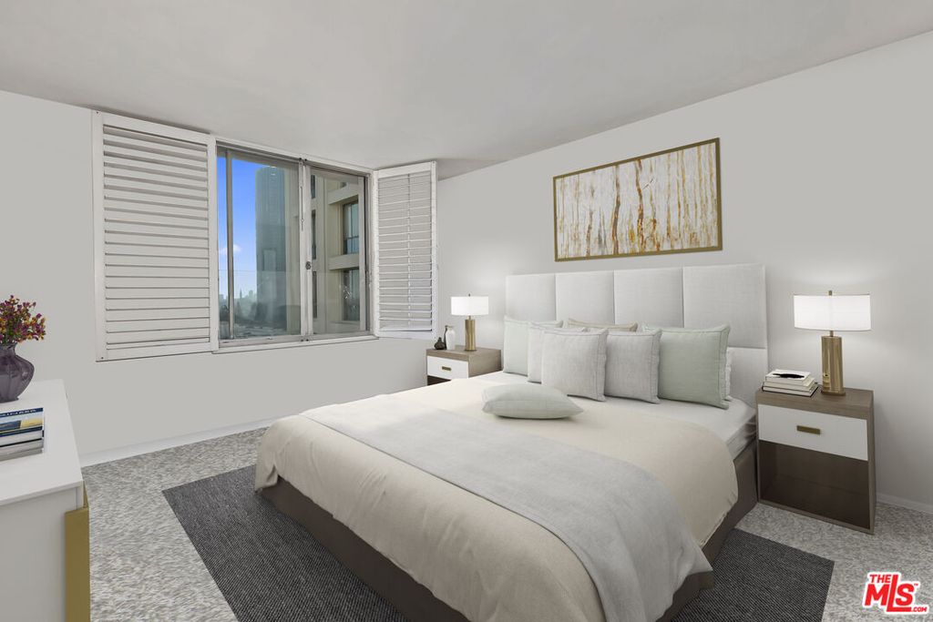 Apartment in Los Angeles - View 5