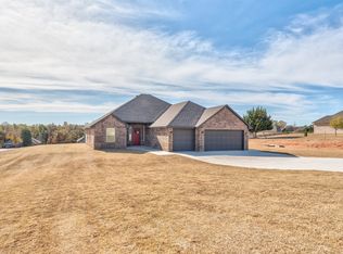 2325 Greys Harbor Rd, Blanchard, OK 73010