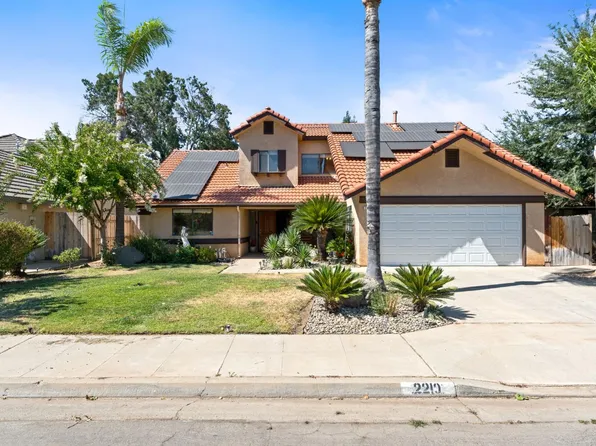 2210 E Jon Dr, Fresno, CA 93720