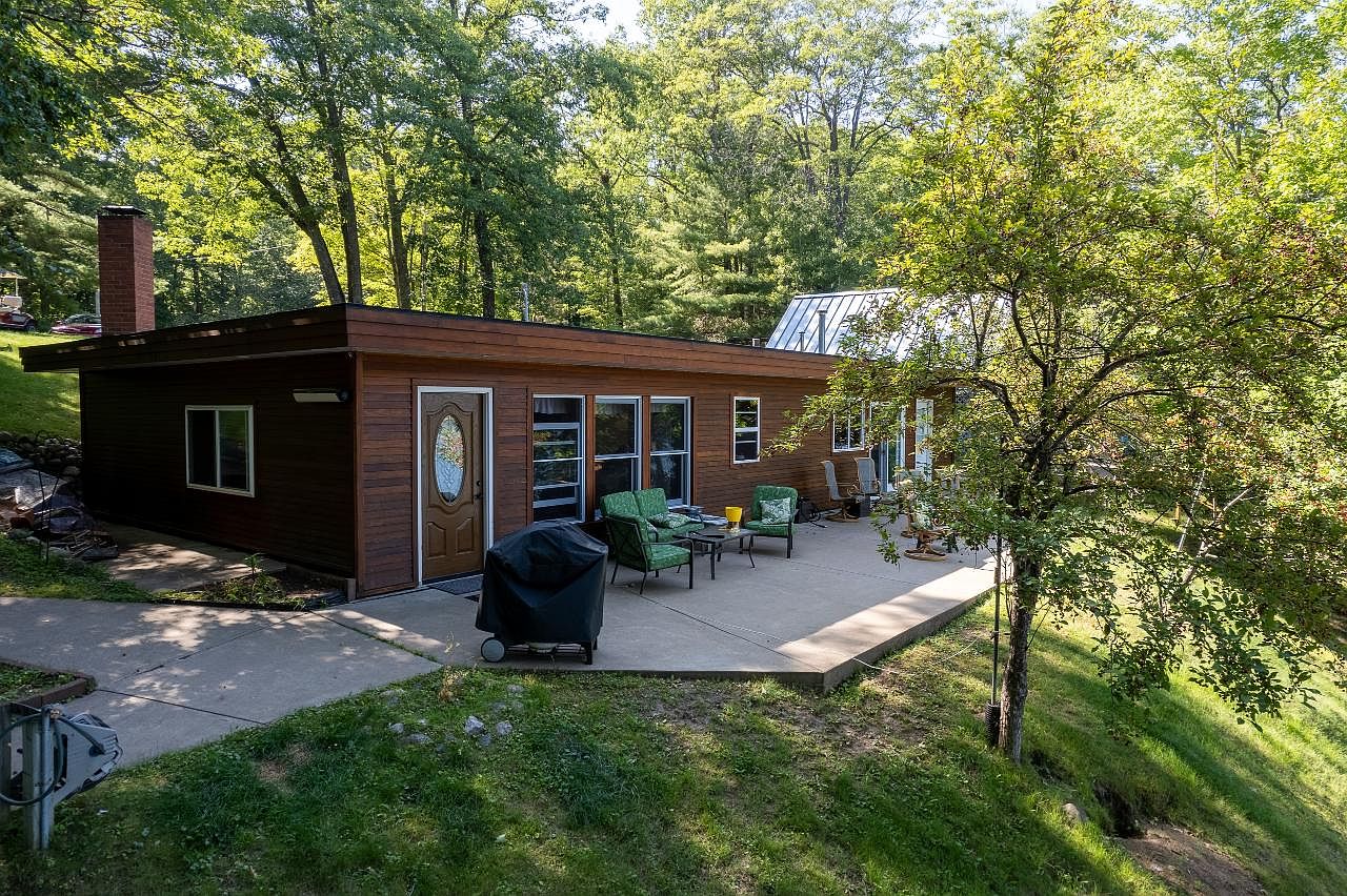 3922 W Lake Ellwood Rd, Florence, WI 54121 Zillow