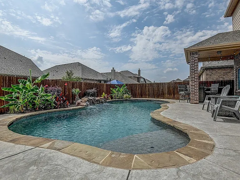 12852 Palancar Dr — Photo 32