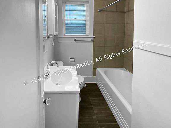 3rd image of 1602 16th Ave S APT 1
