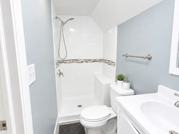 1538 Foster Ave, Schenectady, NY 12308
