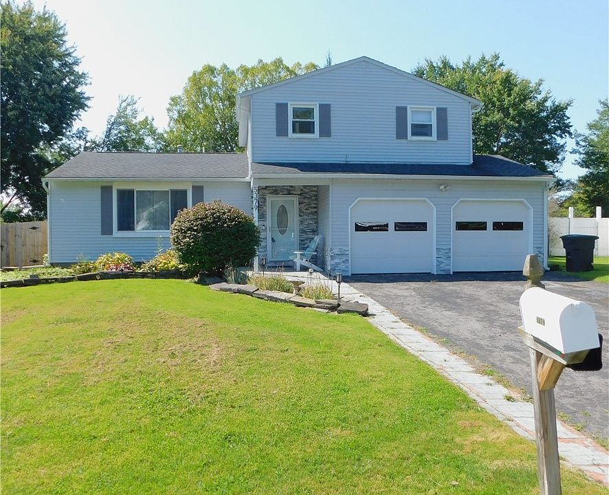 1st image of 5379 Amalfi Dr