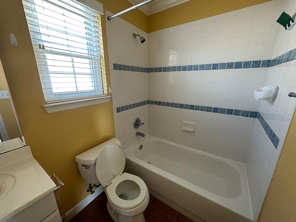 2nd image of 4067 Colleton Ct #2